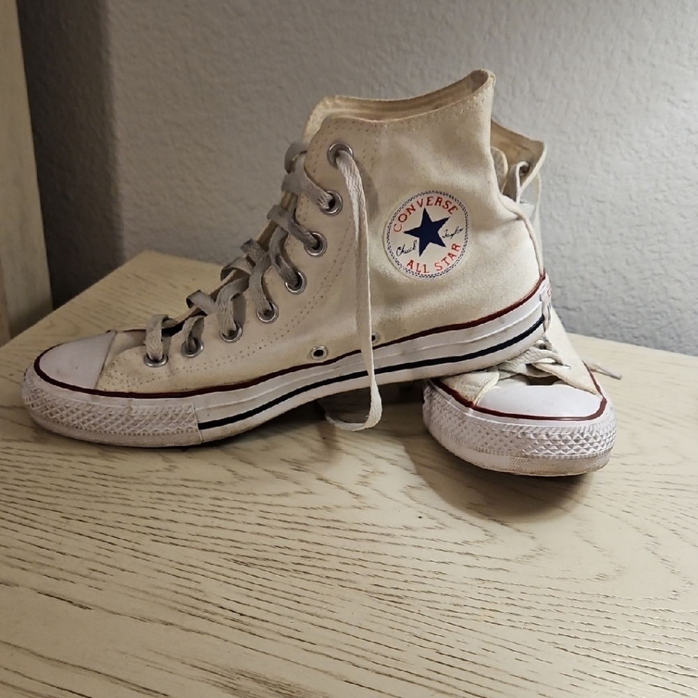 Converse Cream High Tops Womens 9.5/mens 7.5